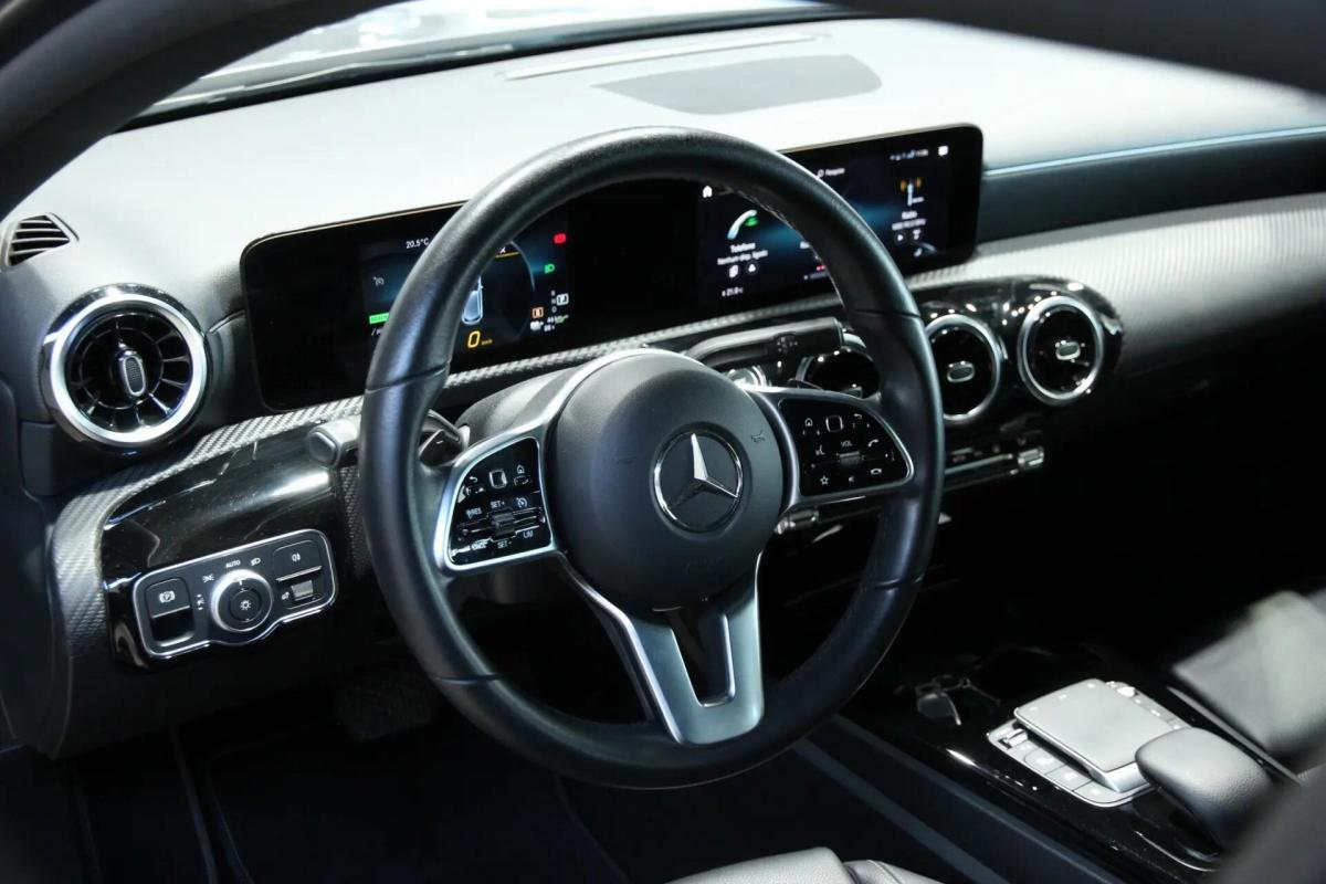 mercedes-benz-classe-a-a-250-e-2021-hibrido-a-gasolina-1332cc