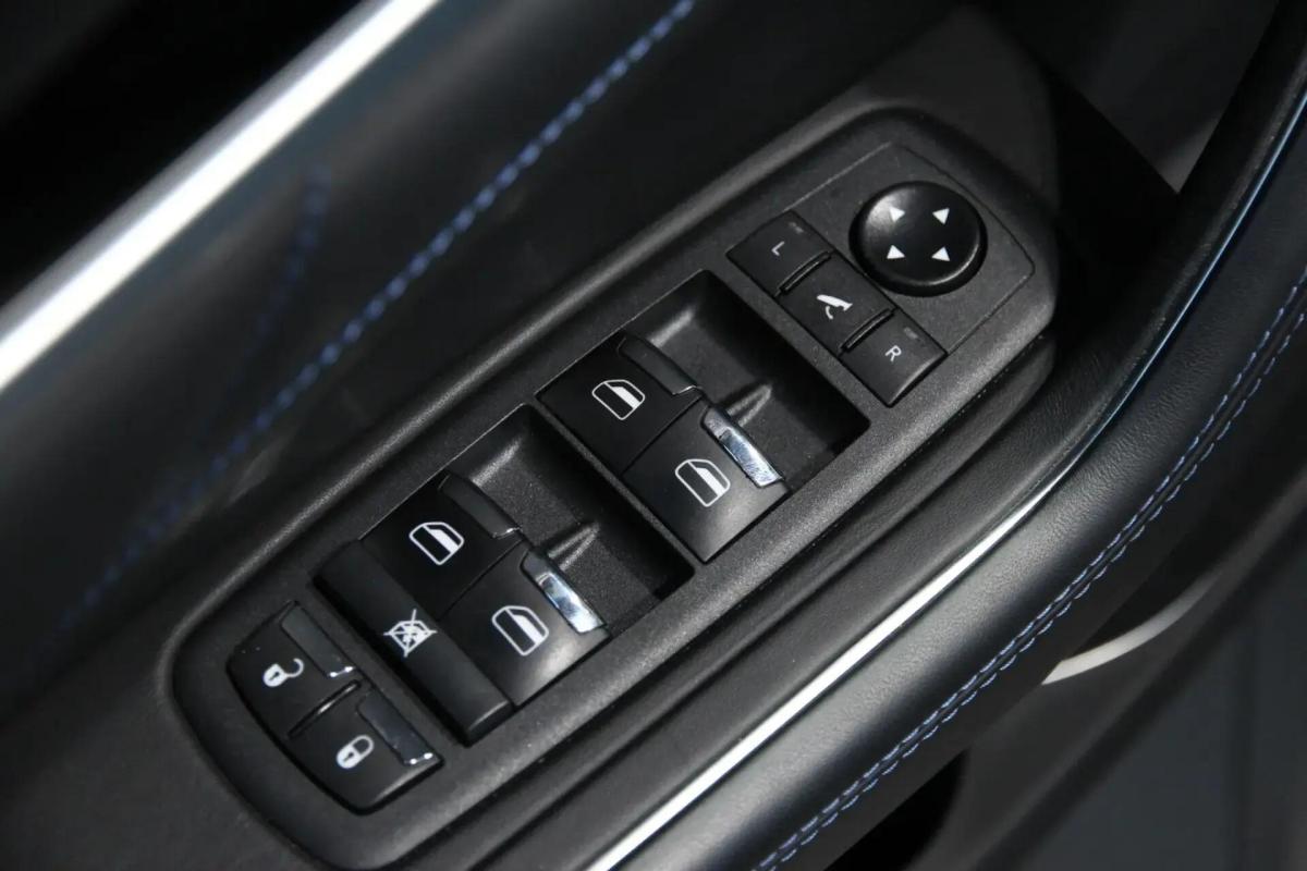maserati-levante-2022-gasolina-1995cc