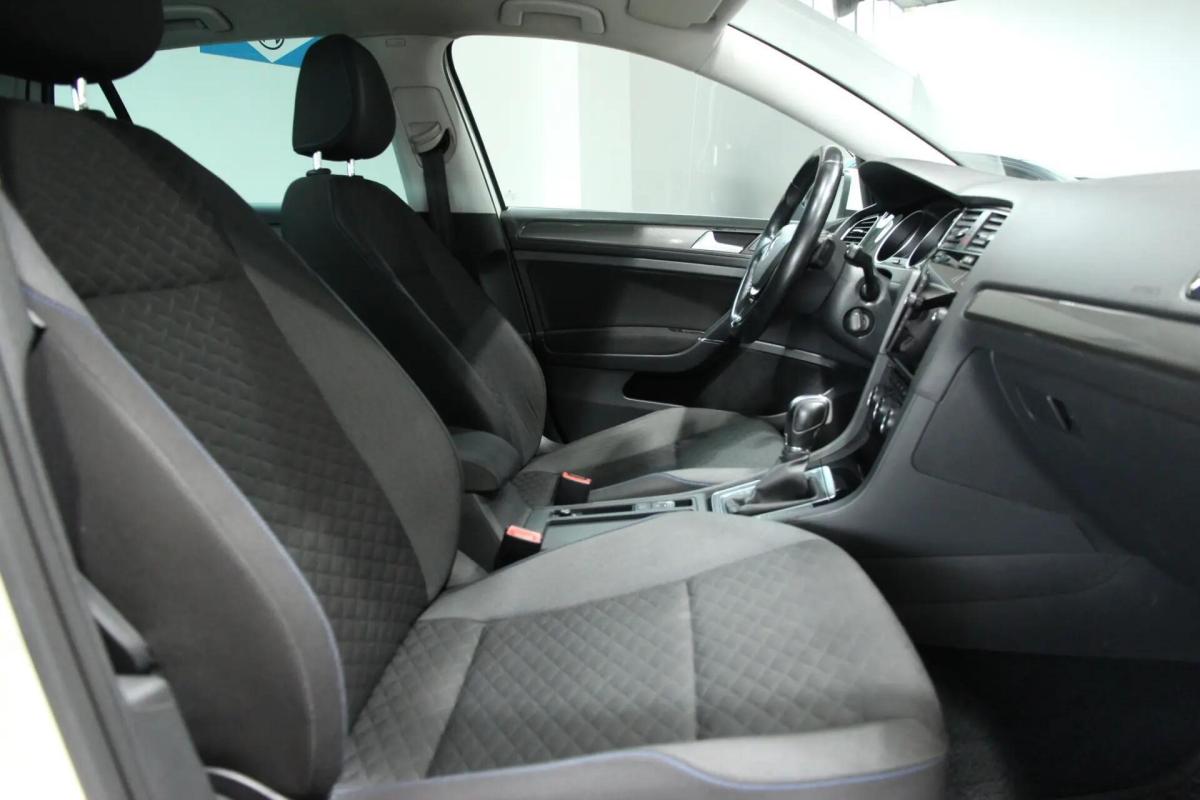 volkswagen-golf-2020-diesel-1598cc