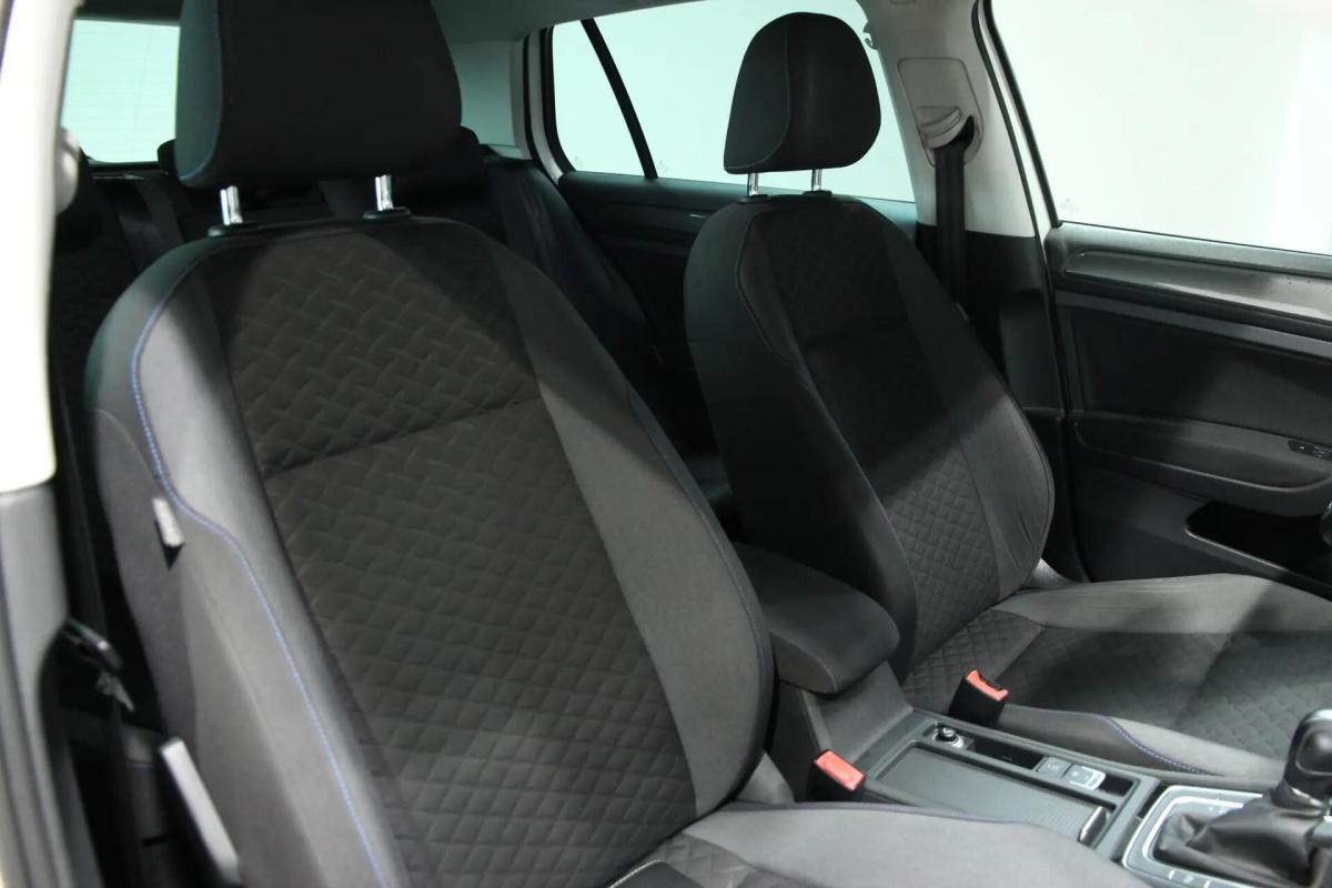 volkswagen-golf-2020-diesel-1598cc