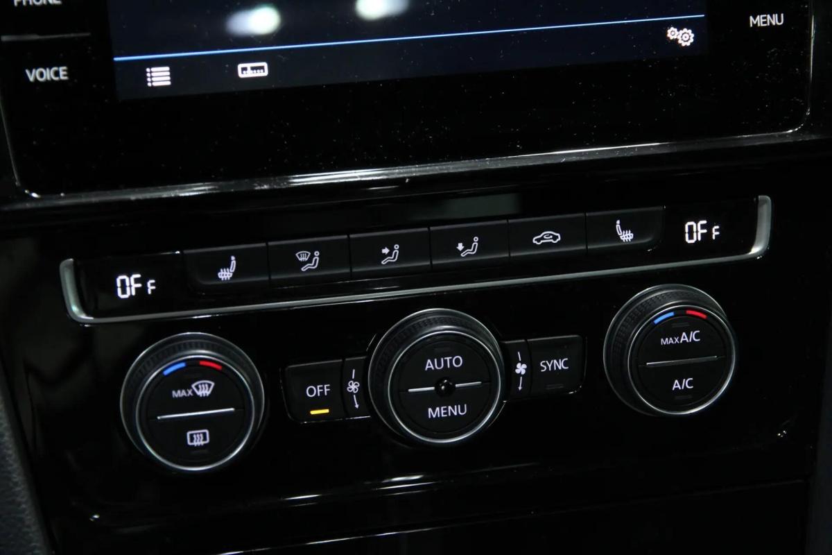 volkswagen-golf-2020-diesel-1598cc