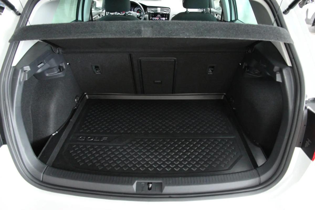 volkswagen-golf-2020-diesel-1598cc