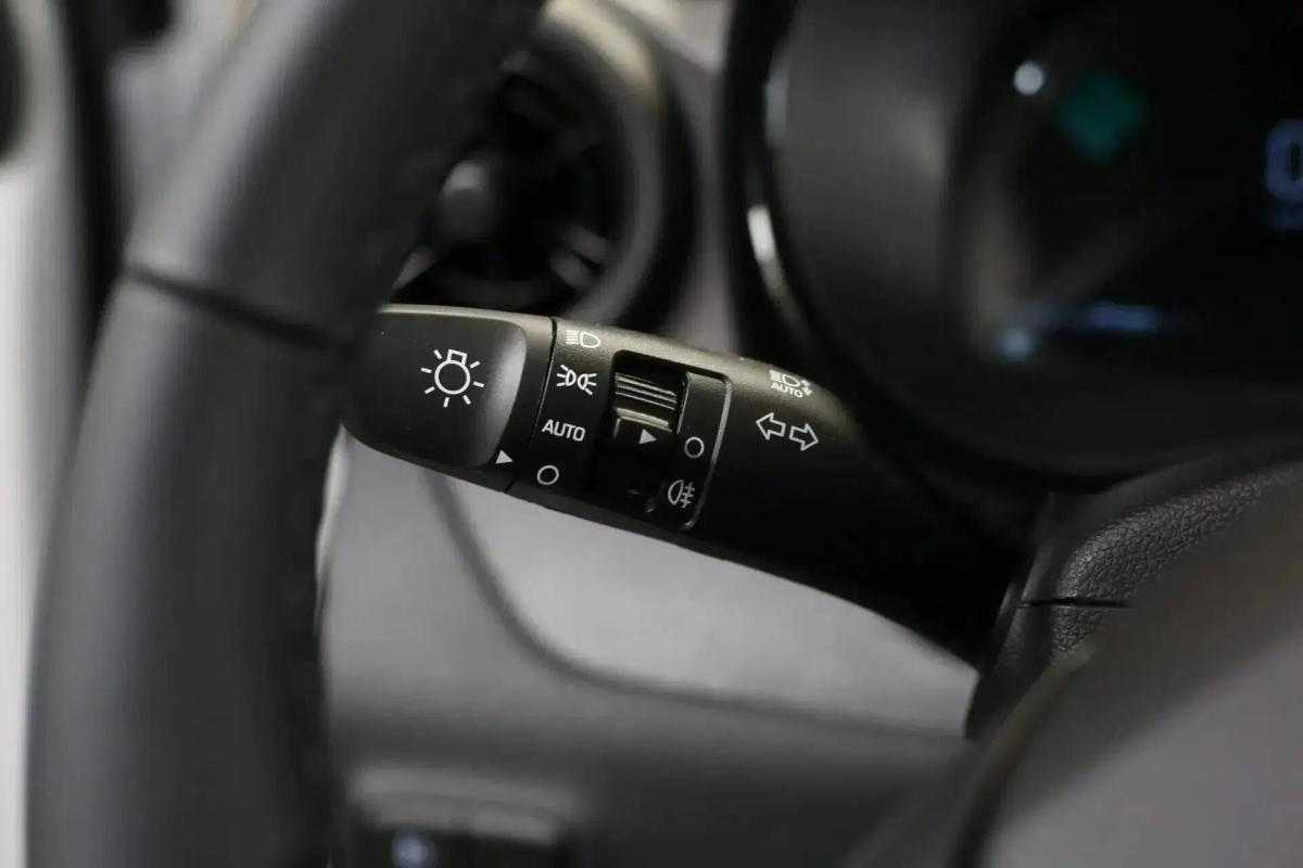 hyundai-i10-2024-gasolina-998cc