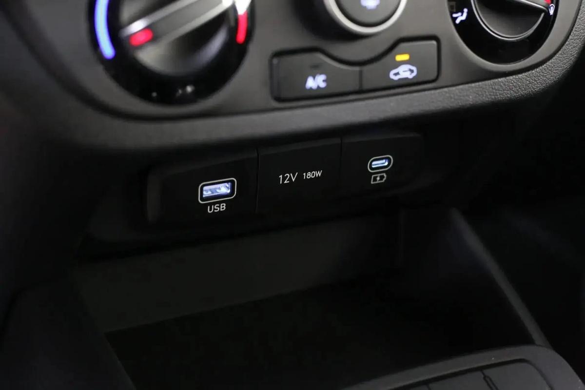hyundai-i10-2024-gasolina-998cc