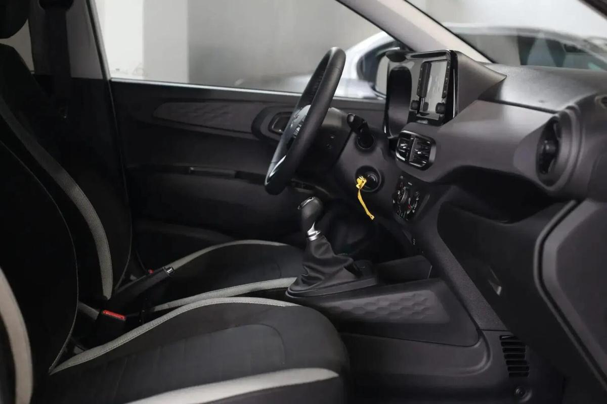 hyundai-i10-2024-gasolina-998cc