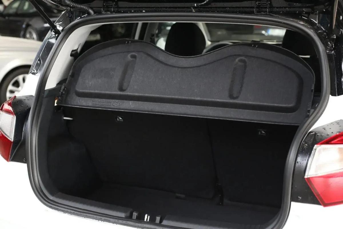 hyundai-i10-2024-gasolina-998cc
