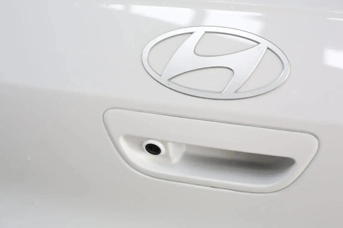 hyundai-i10-2024-gasolina-998cc