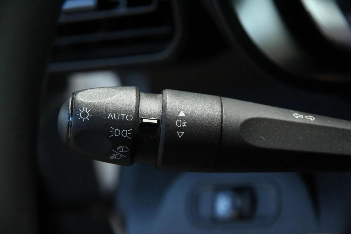 citroen-berlingo-2022-diesel-1499cc
