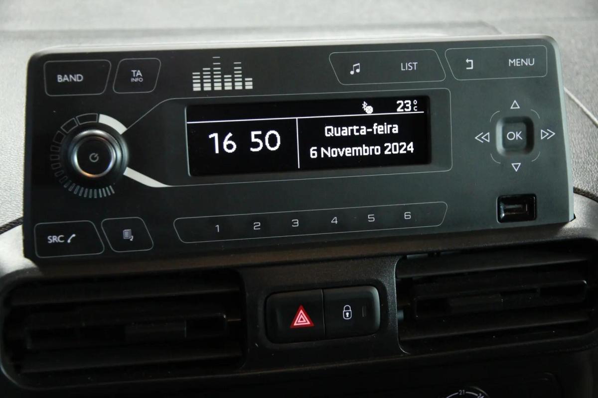 citroen-berlingo-2022-diesel-1499cc