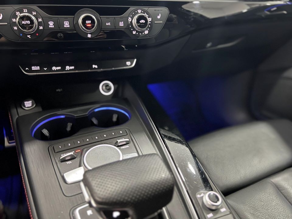 audi-a4-avant-2019-diesel-1968cc