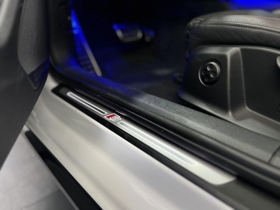 audi-a4-avant-2019-diesel-1968cc