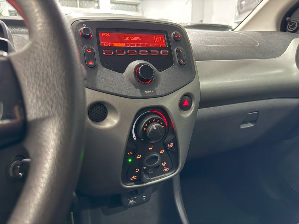 peugeot-108-2016-gasolina-998cc
