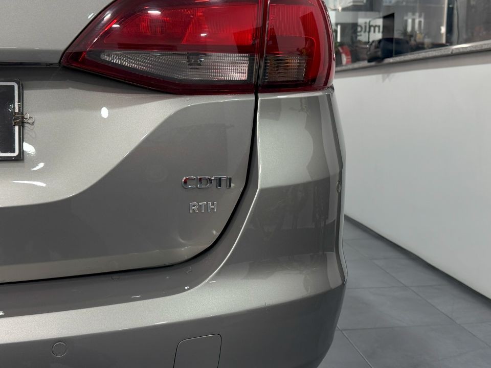 opel-astra-sport-tourer-2016-diesel-1598cc