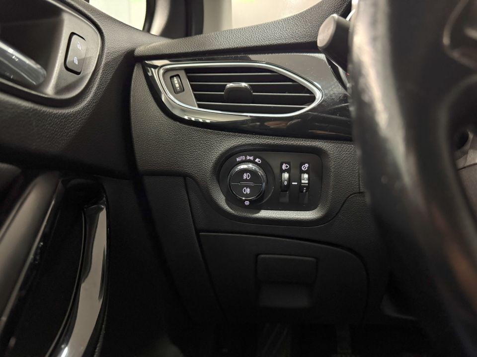 opel-astra-sport-tourer-2016-diesel-1598cc