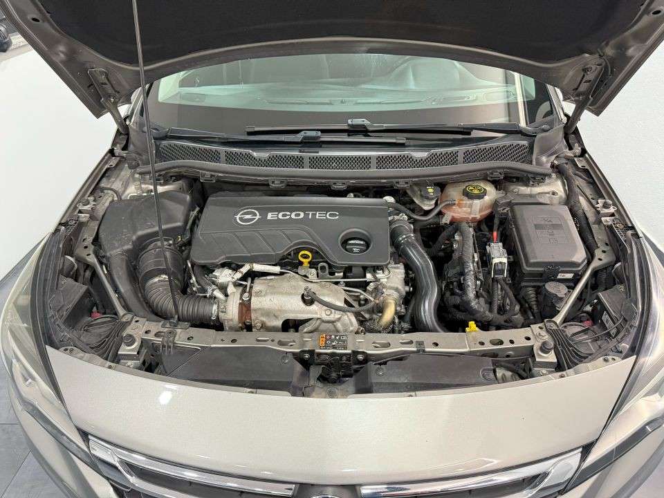 opel-astra-sport-tourer-2016-diesel-1598cc