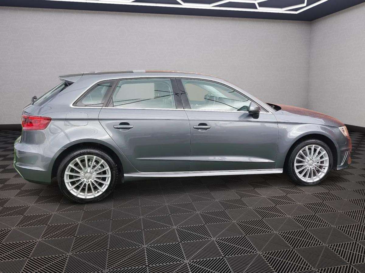 audi-a3-sportback-2016-diesel-1598cc