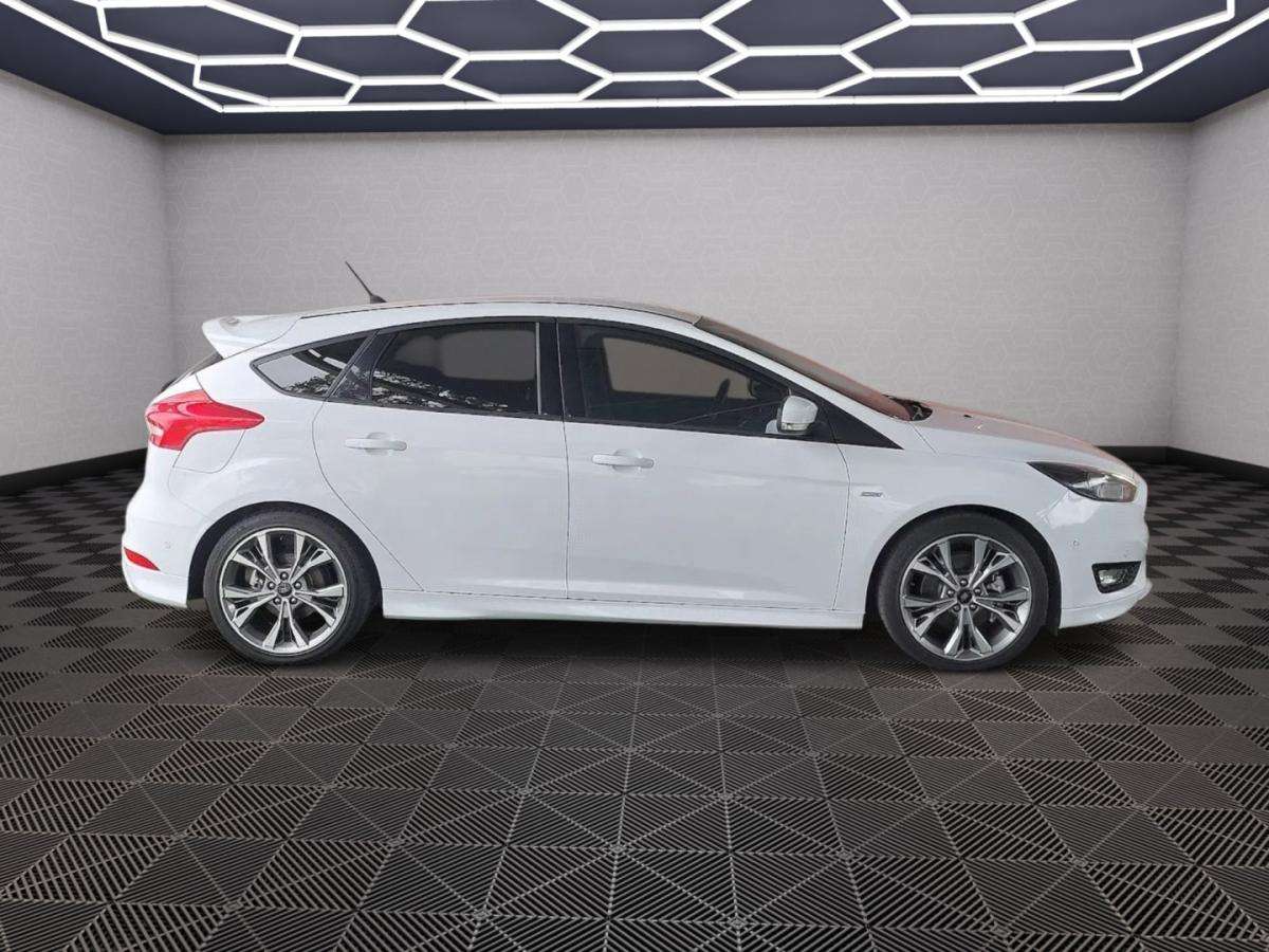 ford-focus-2018-gasolina-1499cc