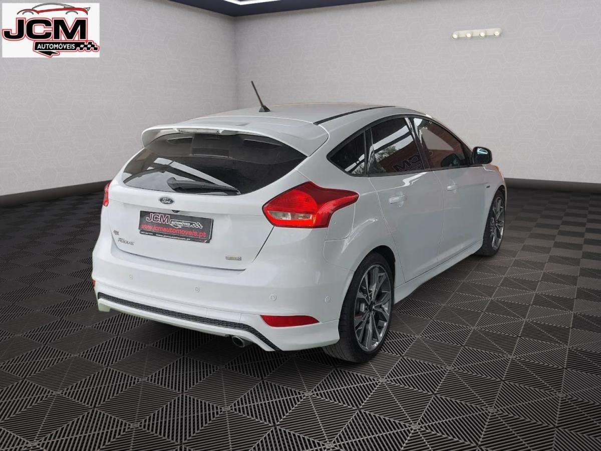 ford-focus-2018-gasolina-1499cc