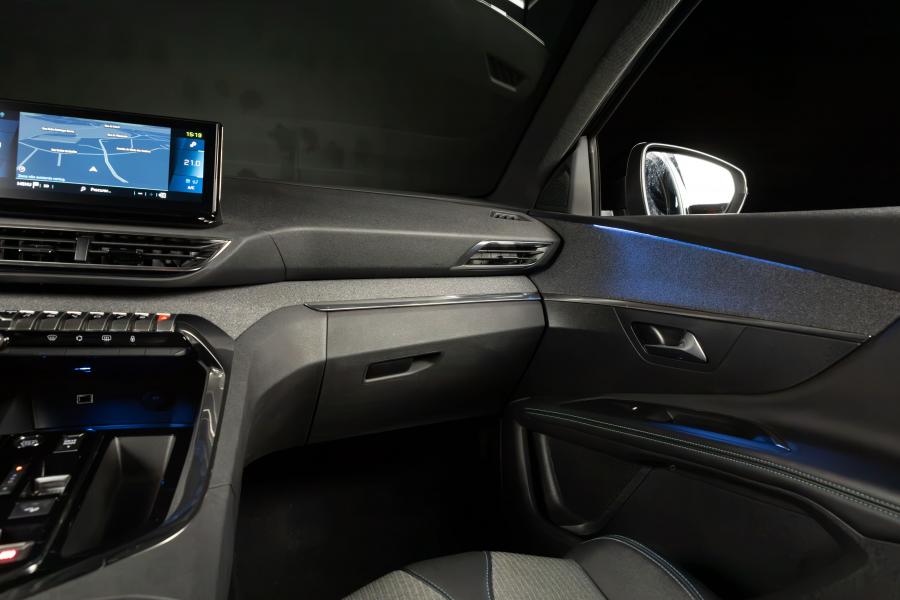 peugeot-3008-2023-hibrido-a-gasolina-1598cc