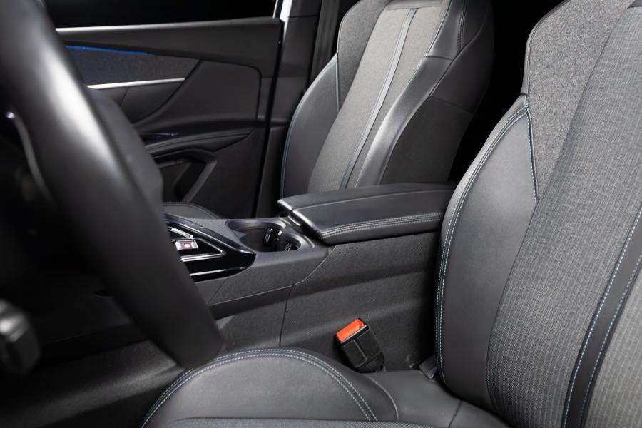 peugeot-3008-2023-hibrido-a-gasolina-1598cc