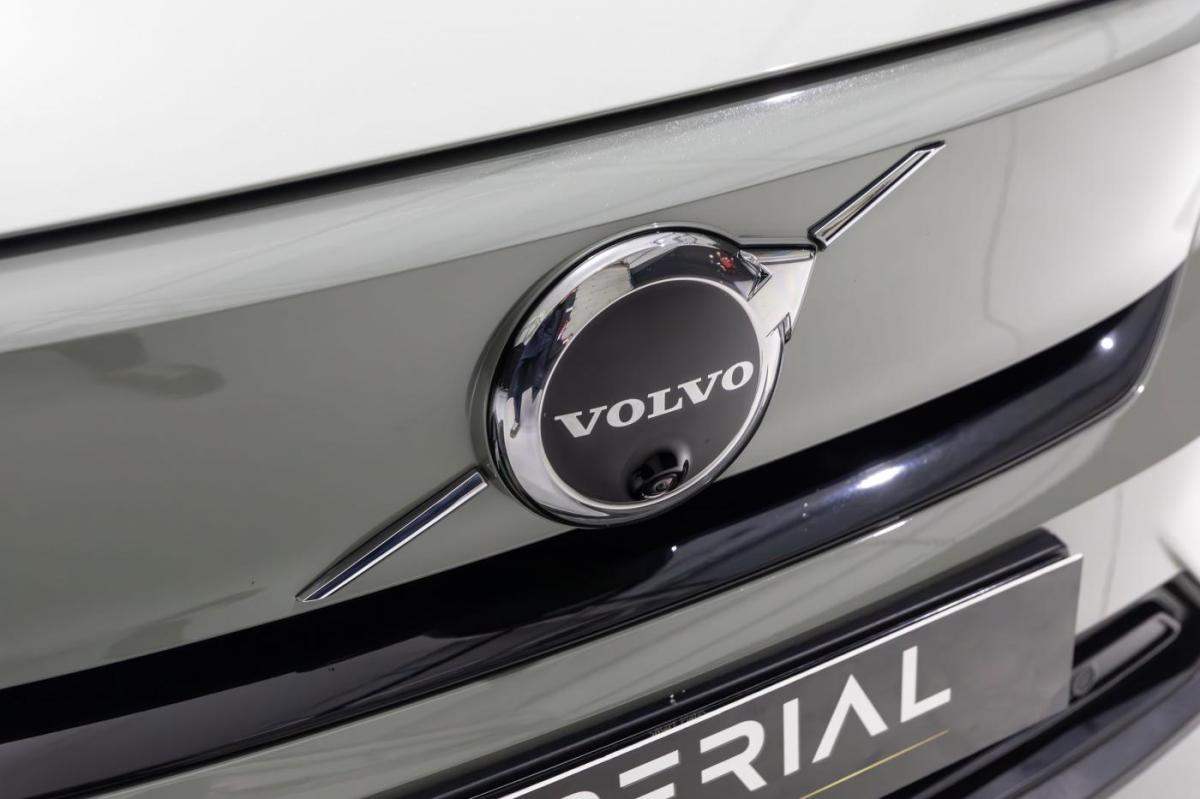 volvo-c40-2023-eletrico-0cc