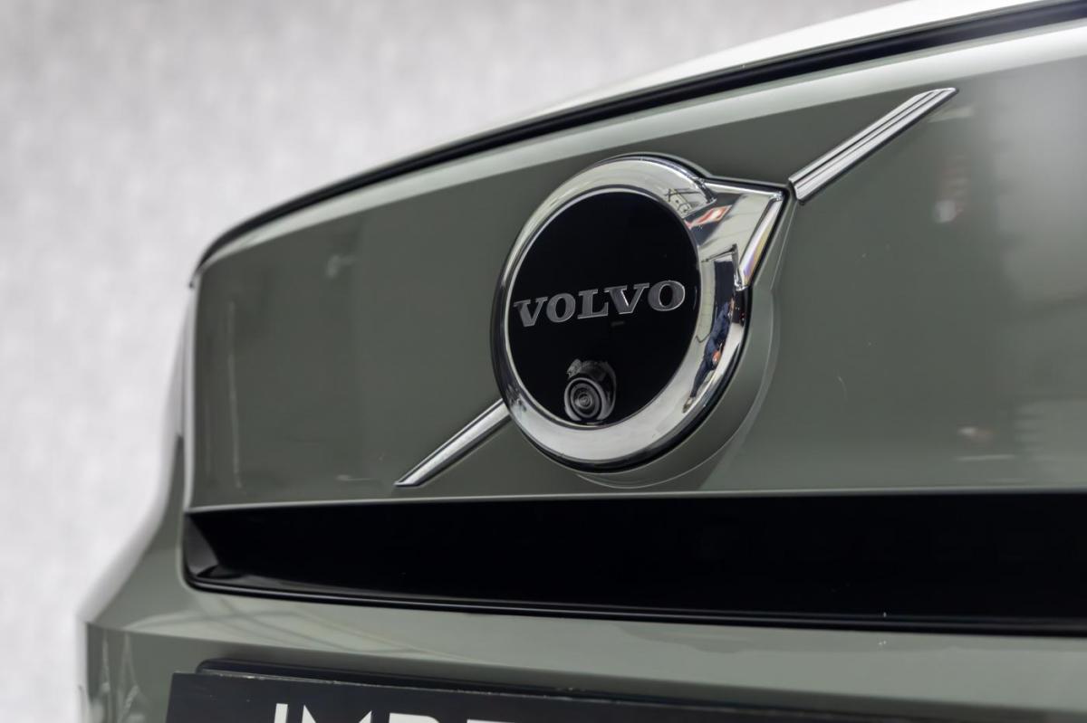 volvo-c40-2023-eletrico-0cc