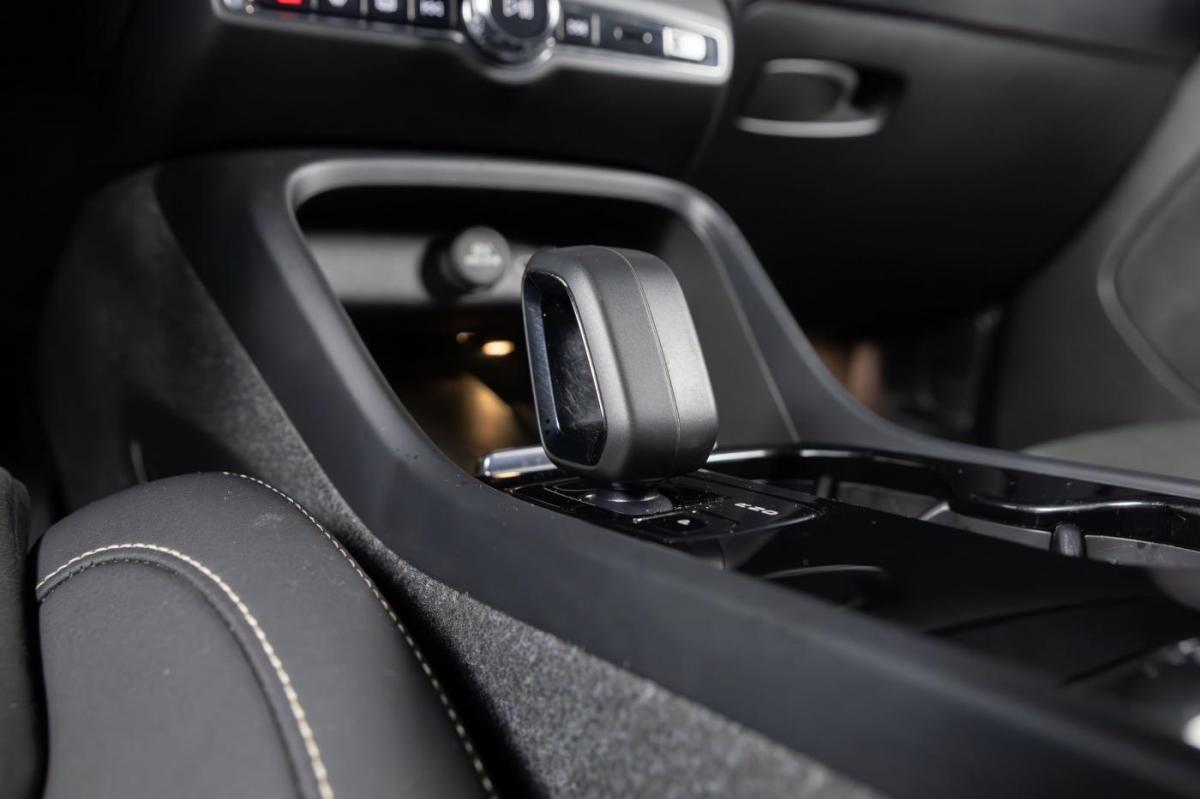 volvo-c40-2023-eletrico-0cc