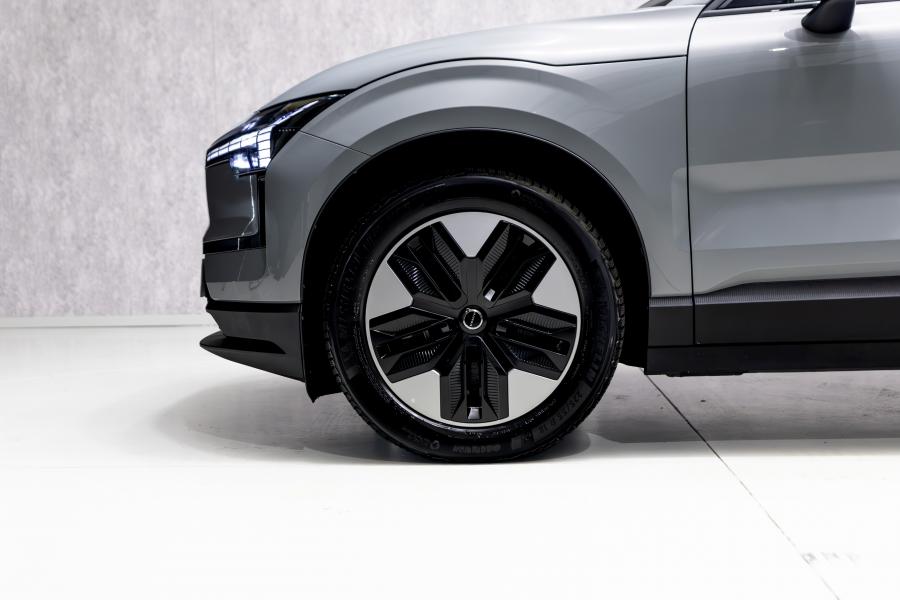 volvo-ex30-2024-eletrico-0cc