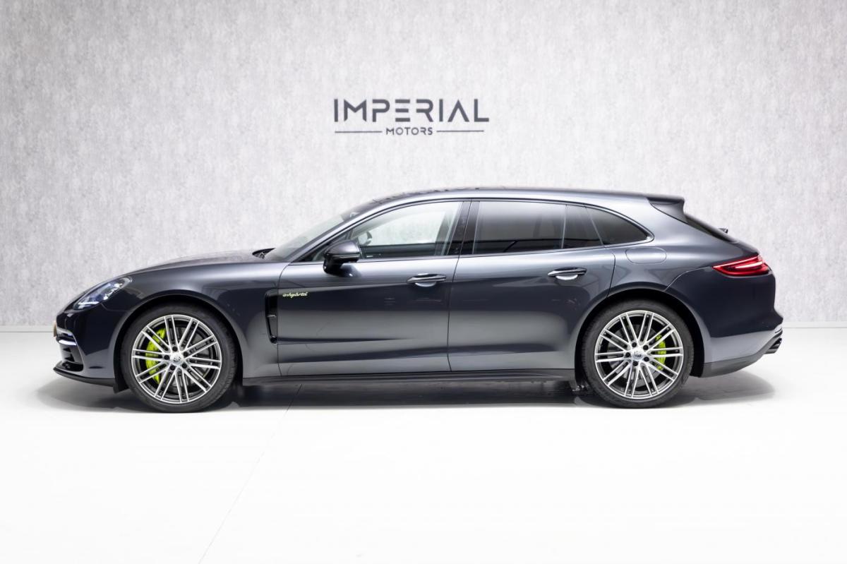porsche-panamera-sport-turismo-2018-hibrido-a-gasolina-2894cc