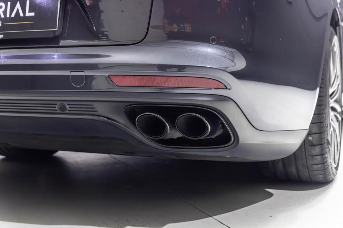 porsche-panamera-sport-turismo-2018-hibrido-a-gasolina-2894cc