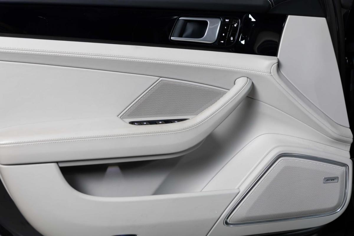 porsche-panamera-sport-turismo-2018-hibrido-a-gasolina-2894cc