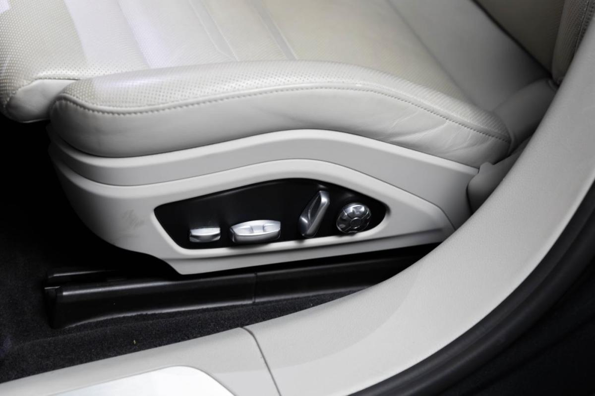 porsche-panamera-sport-turismo-2018-hibrido-a-gasolina-2894cc