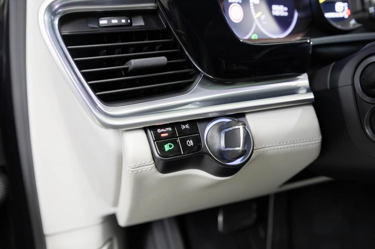 porsche-panamera-sport-turismo-2018-hibrido-a-gasolina-2894cc