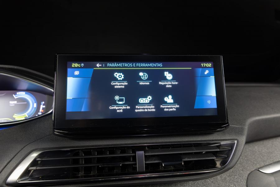 peugeot-3008-2023-hibrido-a-gasolina-1598cc