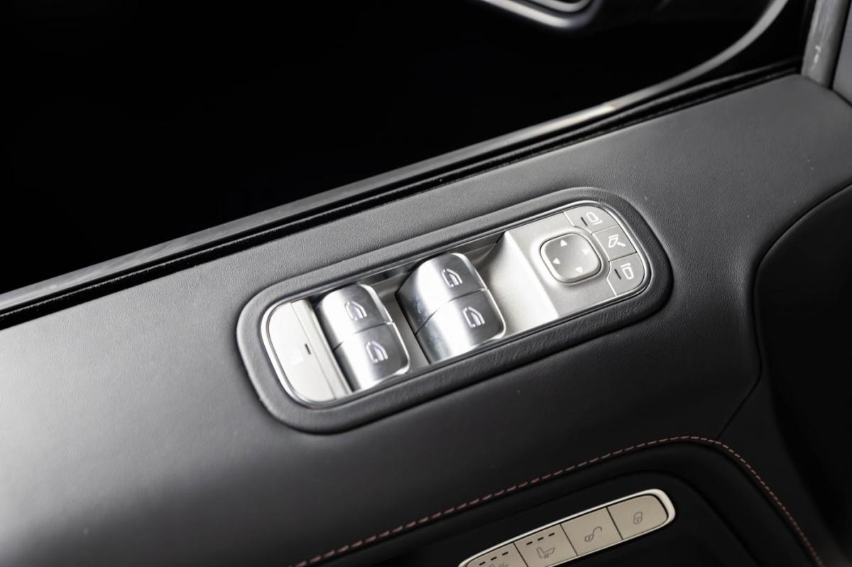 mercedes-benz-classe-g-2024-gasolina-3982cc