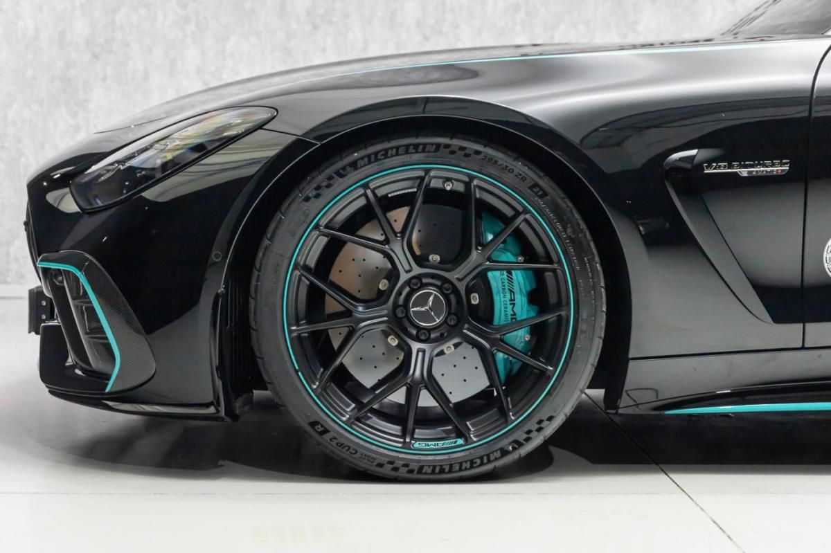 mercedes-benz-amg-gt-2025-gasolina-3982cc