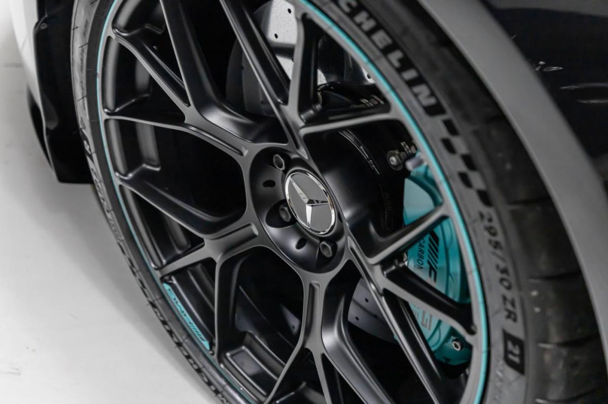 mercedes-benz-amg-gt-2025-gasolina-3982cc