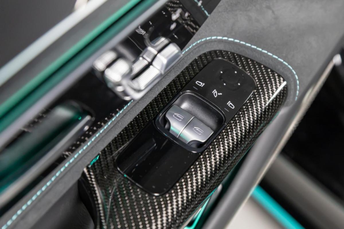 mercedes-benz-amg-gt-2025-gasolina-3982cc
