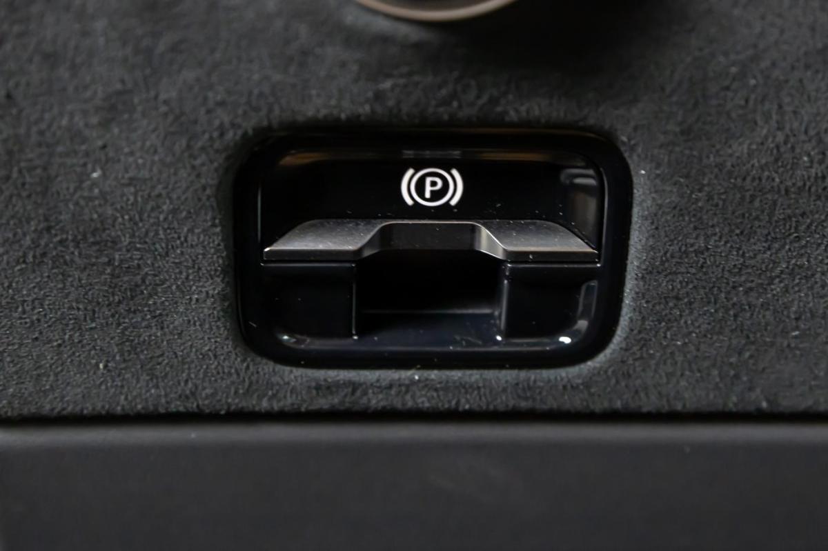 mercedes-benz-amg-gt-2025-gasolina-3982cc