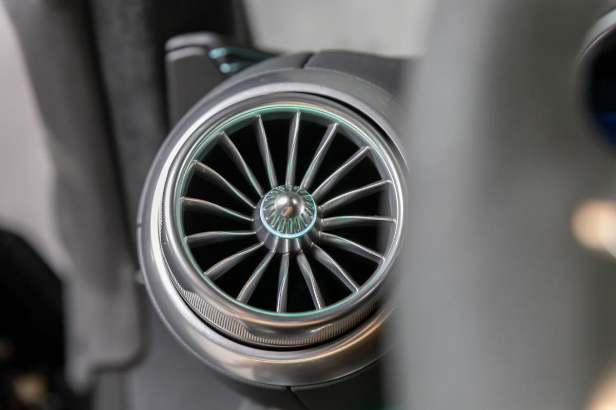 mercedes-benz-amg-gt-2025-gasolina-3982cc