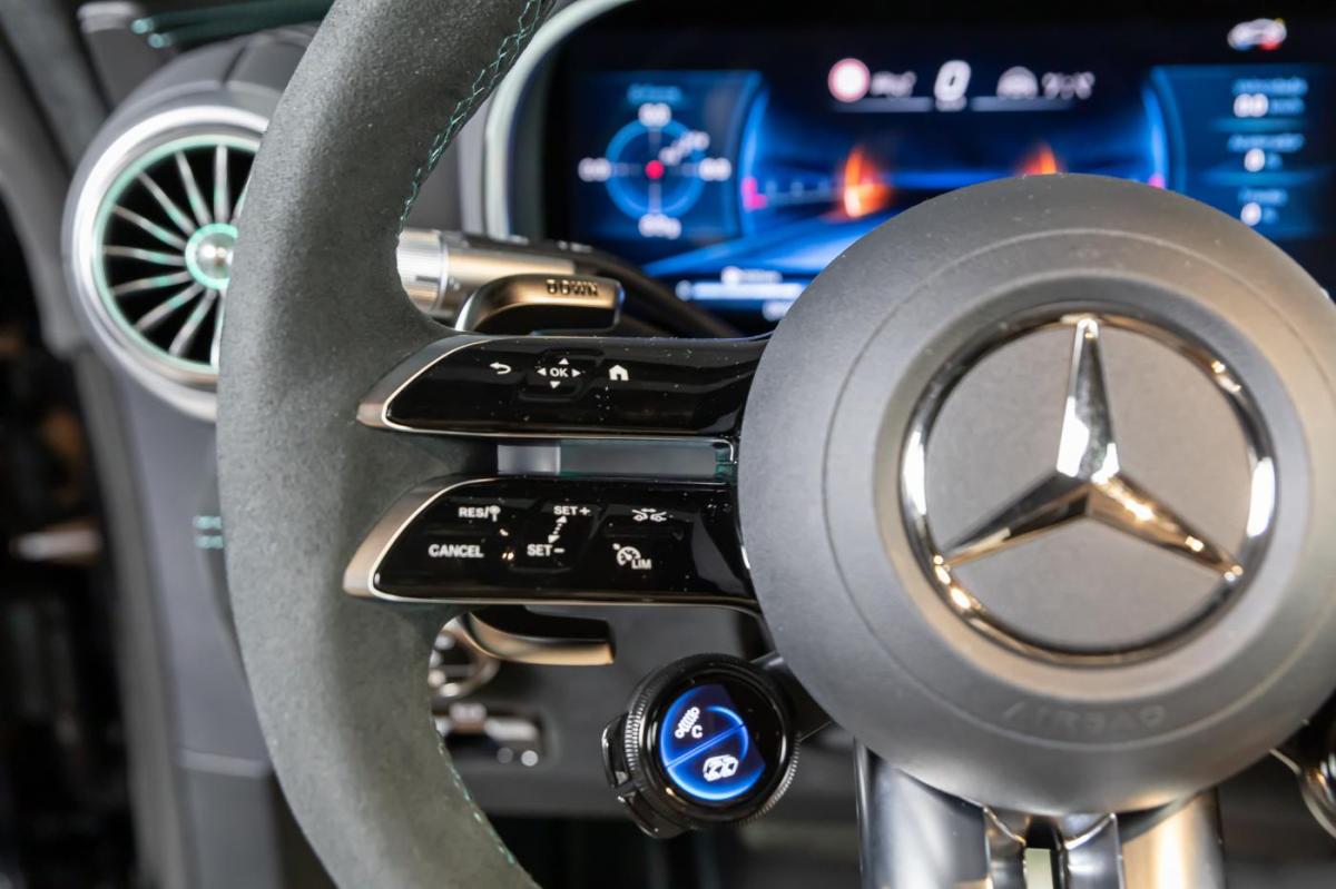mercedes-benz-amg-gt-2025-gasolina-3982cc