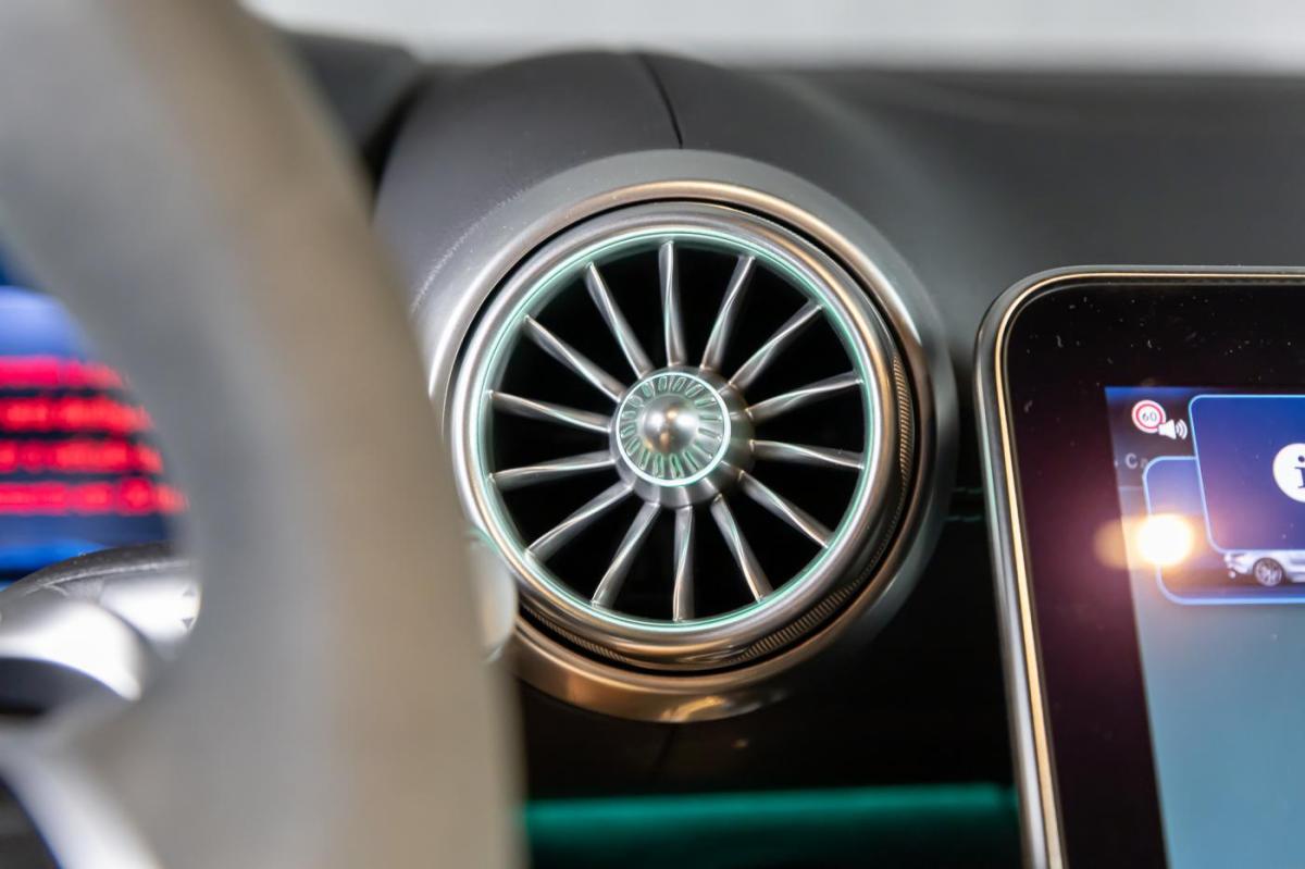 mercedes-benz-amg-gt-2025-gasolina-3982cc