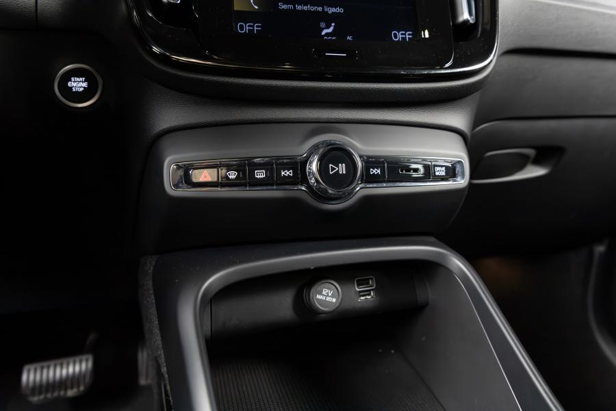 volvo-xc40-2021-hibrido-a-gasolina-1477cc