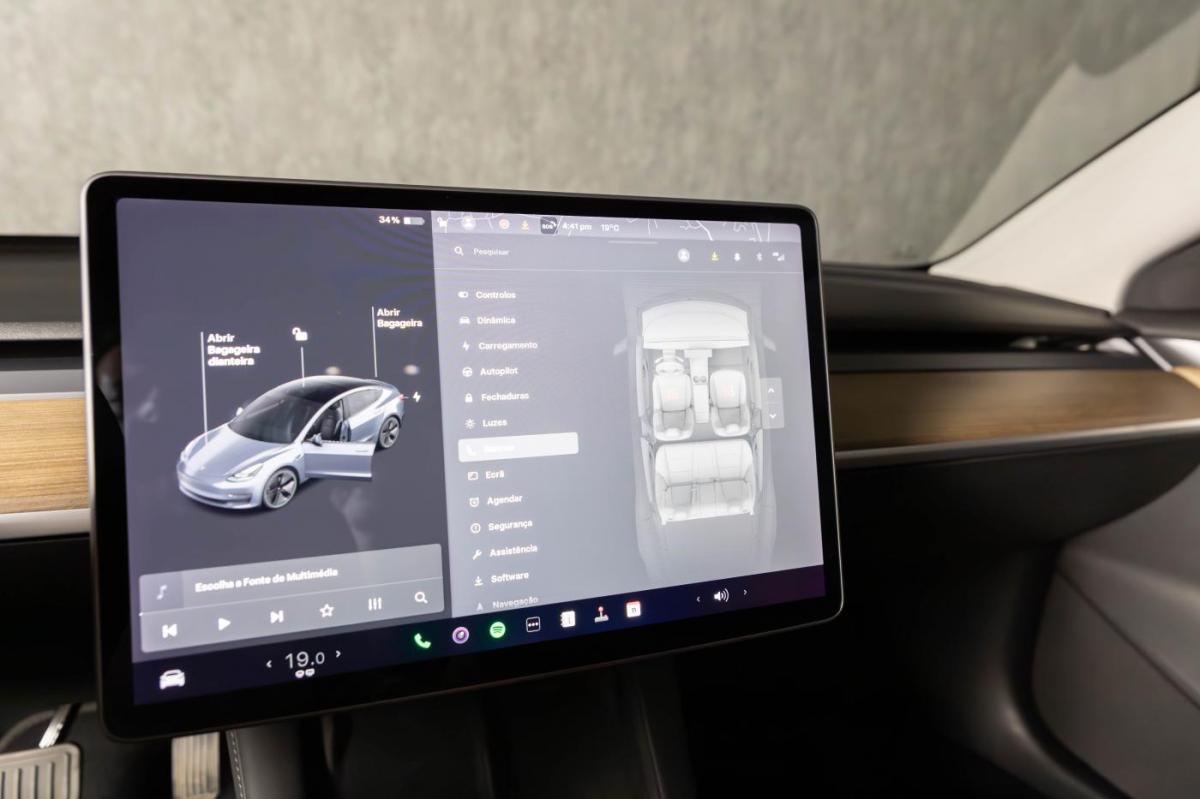 tesla-model-3-2021-eletrico-0cc