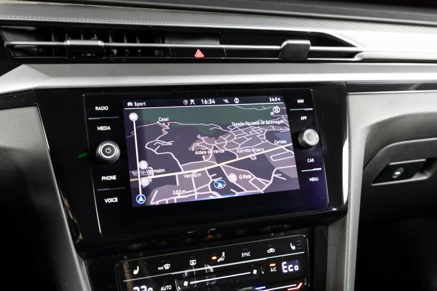 volkswagen-arteon-2022-hibrido-a-gasolina-1395cc
