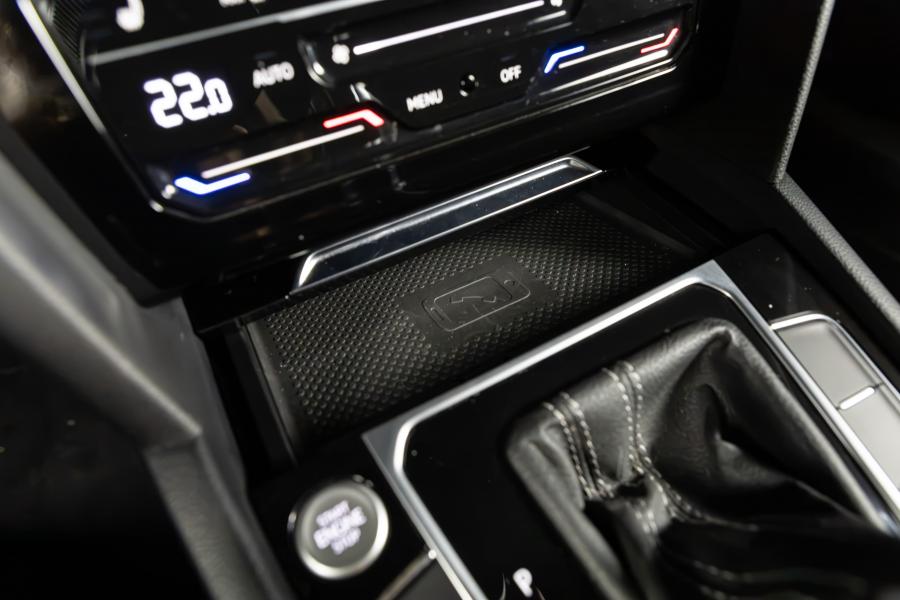 volkswagen-arteon-2022-hibrido-a-gasolina-1395cc