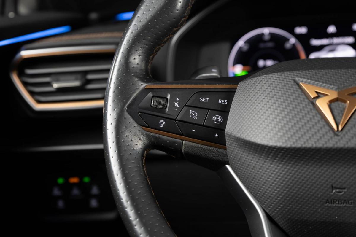 cupra-formentor-2022-hibrido-a-gasolina-1395cc