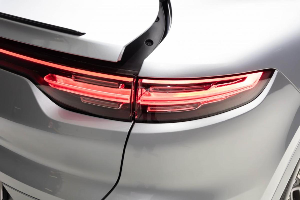 porsche-cayenne-2021-hibrido-a-gasolina-2995cc