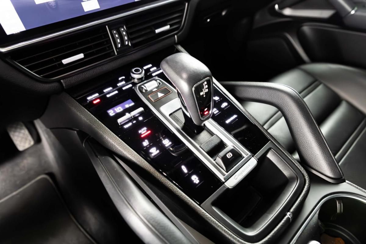 porsche-cayenne-2021-hibrido-a-gasolina-2995cc