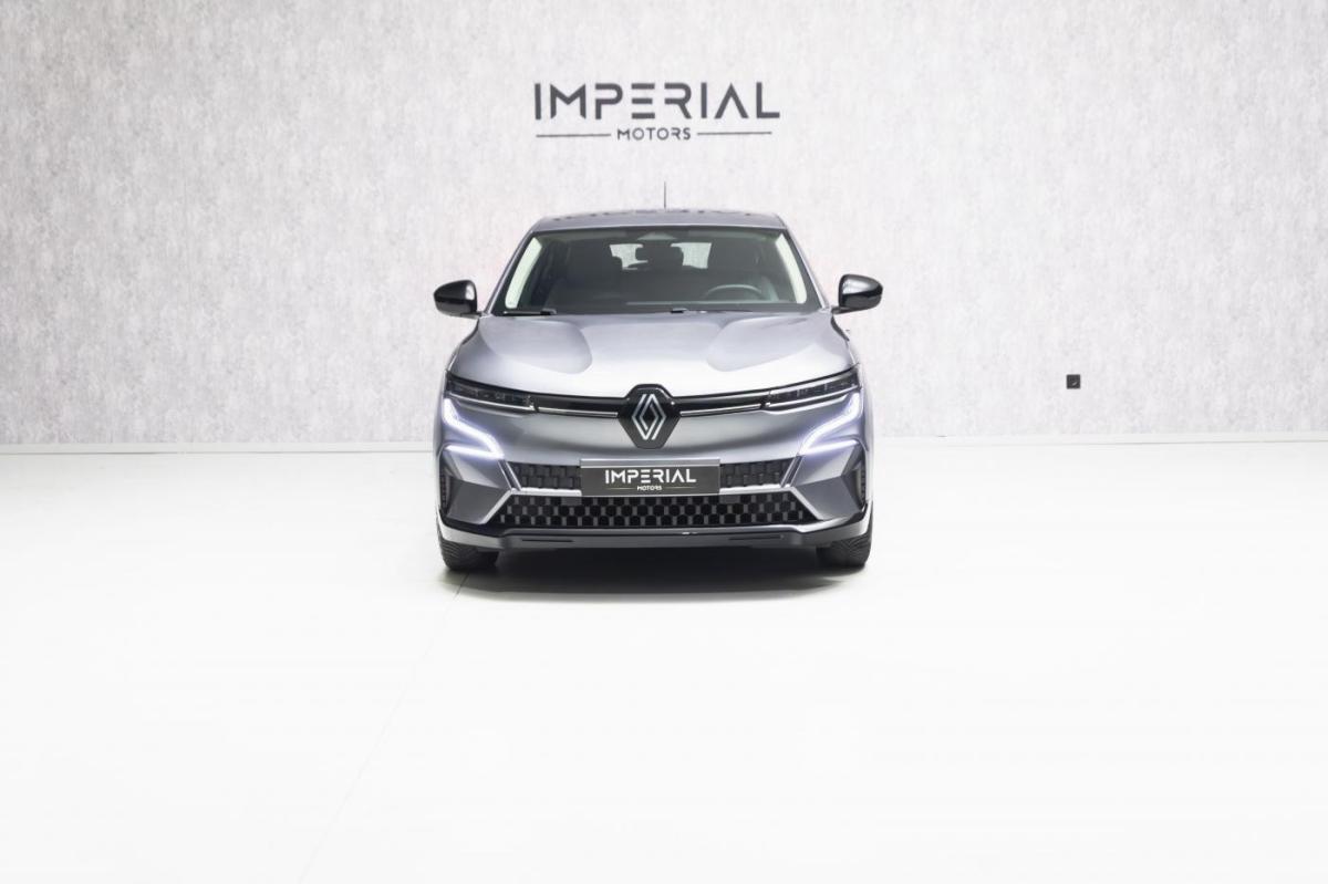 renault-megane-e-tech-2023-eletrico-0cc